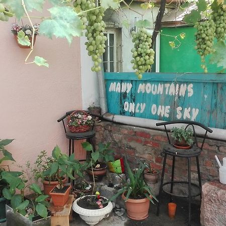 Sky Guest House Тбілісі Екстер'єр фото