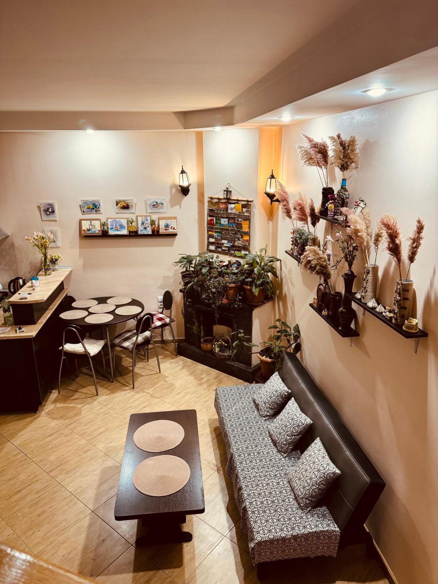 Sky Guest House Тбілісі Екстер'єр фото