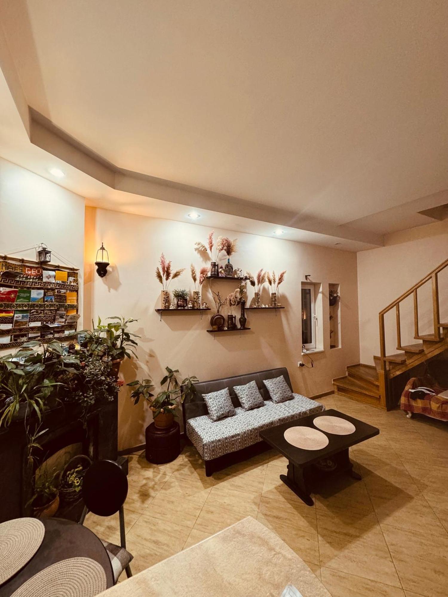 Sky Guest House Тбілісі Екстер'єр фото