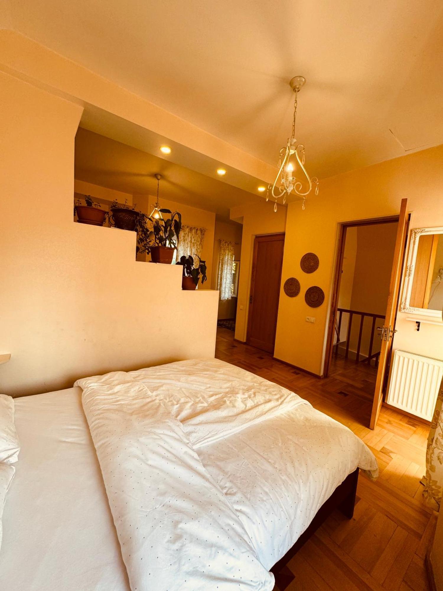 Sky Guest House Тбілісі Екстер'єр фото