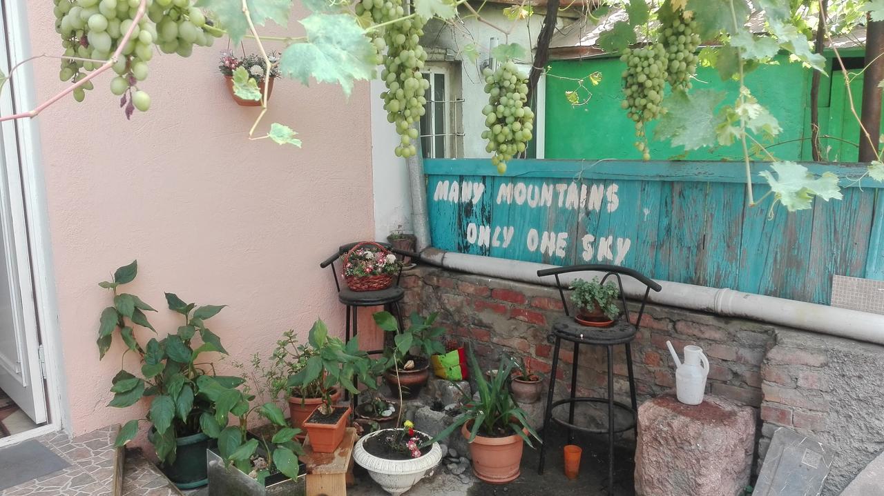 Sky Guest House Тбілісі Екстер'єр фото